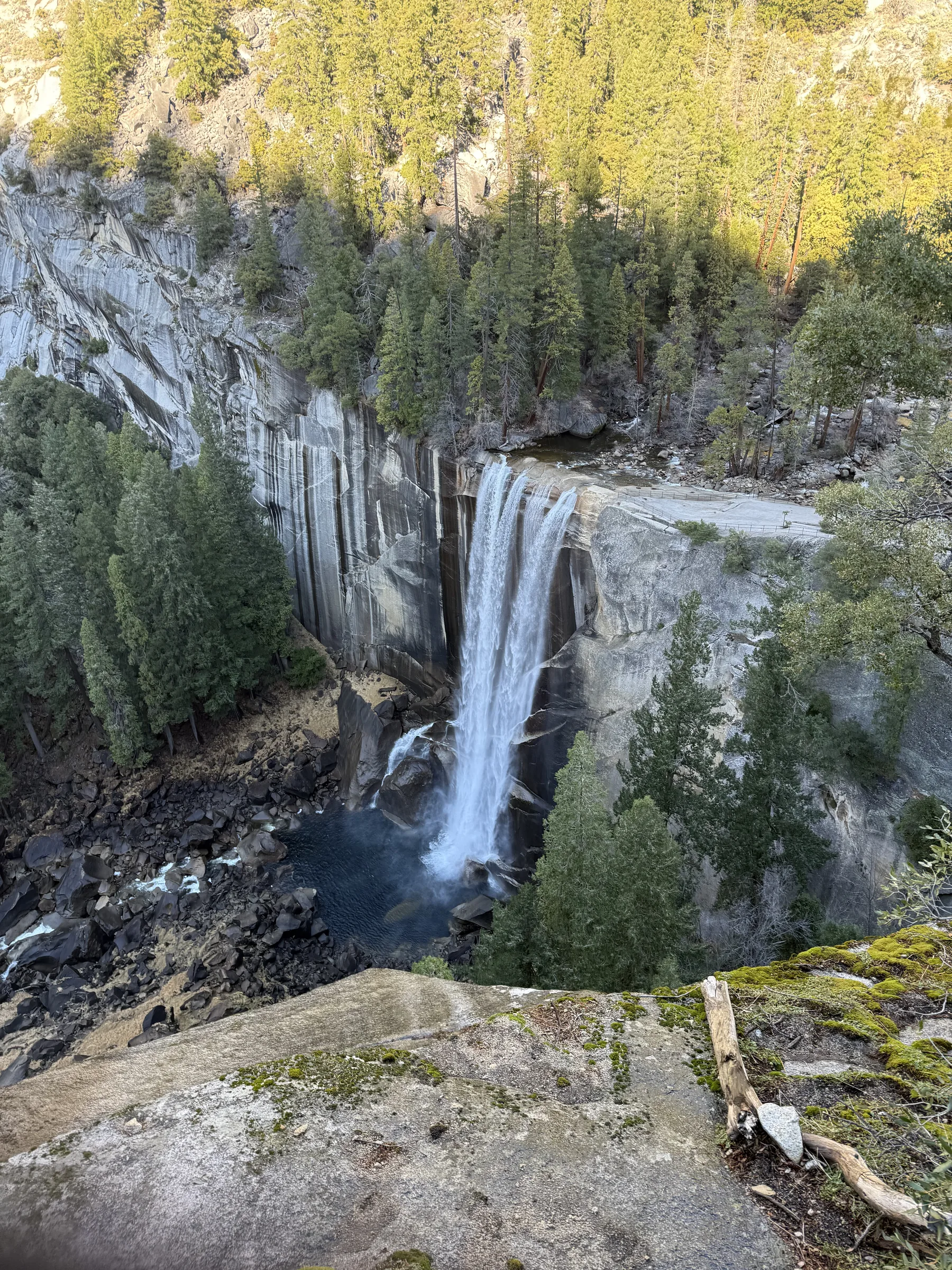 Yosemite National Park After Dark: Vernal falls overlook